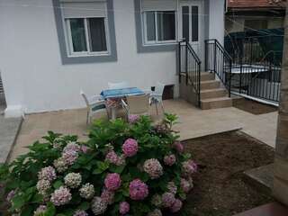 Апартаменты Apartments Radulovic Сутоморе Двухуровневые апартаменты-1