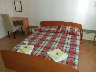 Апартаменты Apartments Radulovic Сутоморе Апартаменты с балконом-13